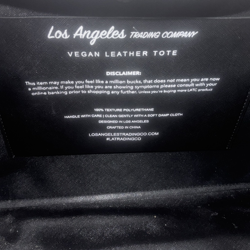 I speak Fluent Italian Vegan leather designer black tote-LA/TC - Picture 9 of 9